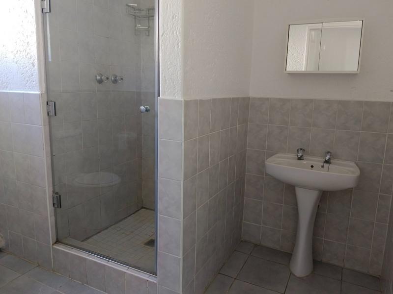 To Let 2 Bedroom Property for Rent in Paulshof Gauteng