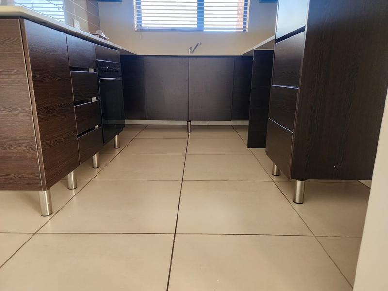 To Let 3 Bedroom Property for Rent in Kyalami Hills Gauteng