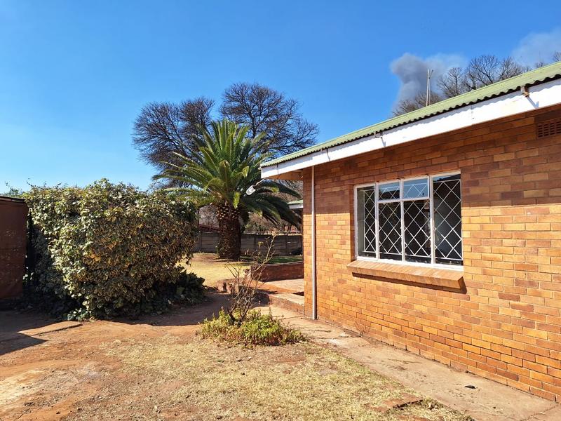 To Let 3 Bedroom Property for Rent in Casseldale Gauteng