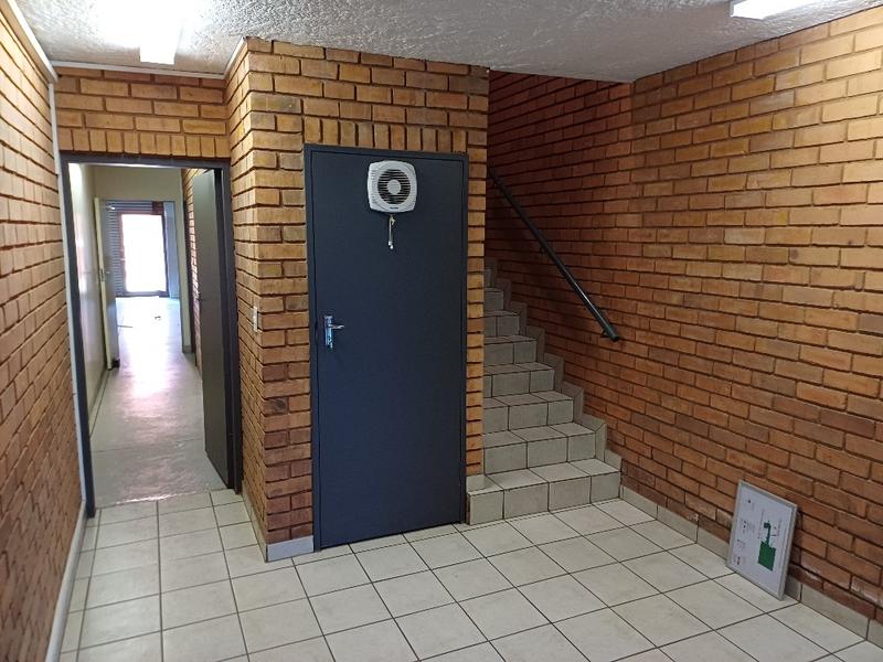 To Let commercial Property for Rent in Hennopspark Gauteng