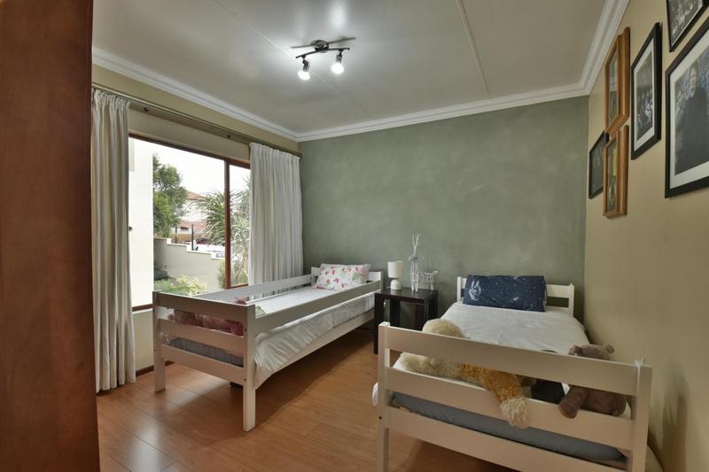 3 Bedroom Property for Sale in Glenvista Gauteng