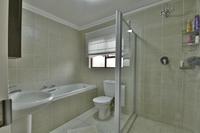 3 Bedroom Property for Sale in Glenvista Gauteng