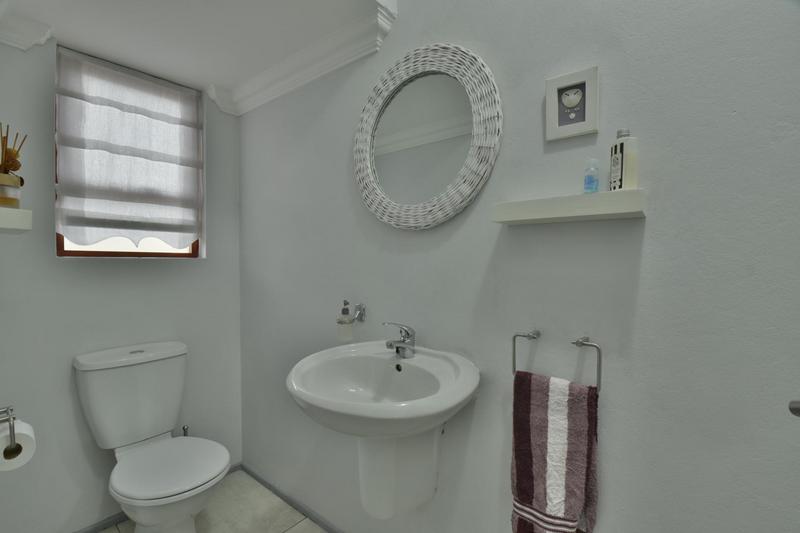 3 Bedroom Property for Sale in Glenvista Gauteng