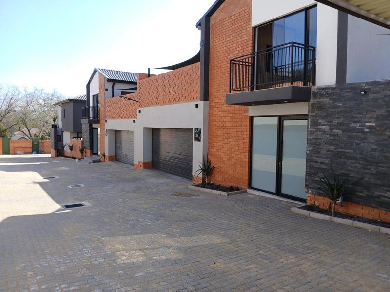 To Let 3 Bedroom Property for Rent in Edenburg Gauteng