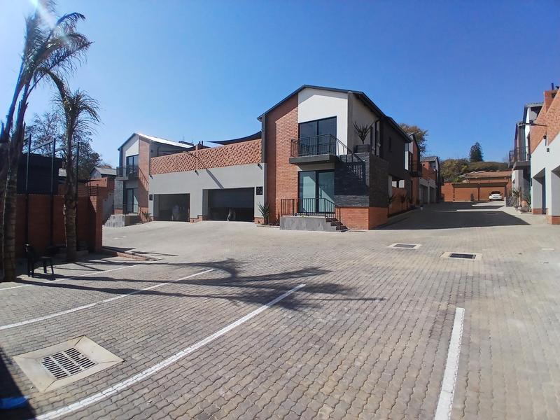 To Let 3 Bedroom Property for Rent in Edenburg Gauteng