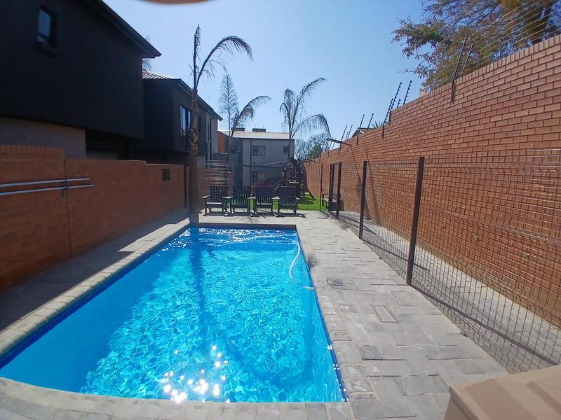 To Let 3 Bedroom Property for Rent in Edenburg Gauteng