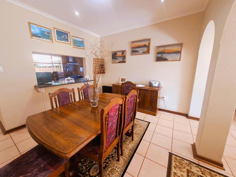 3 Bedroom Property for Sale in Rustivia Gauteng