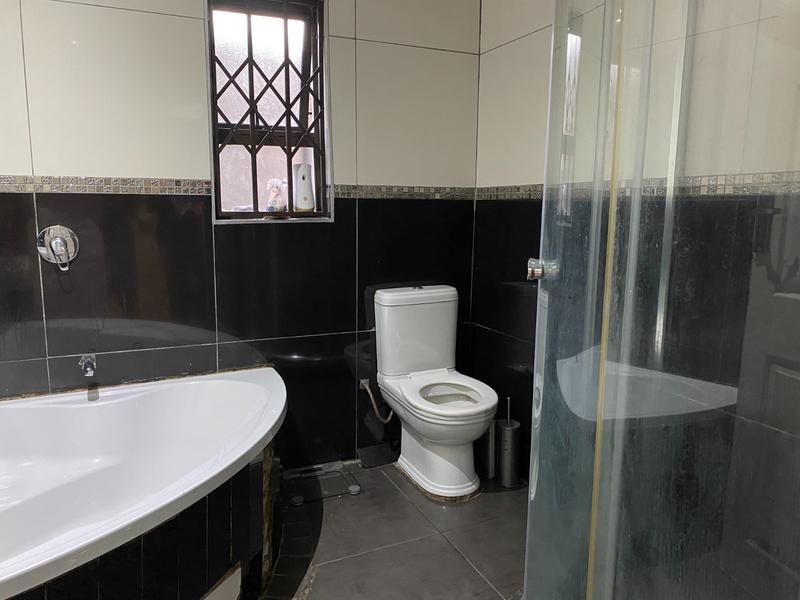 3 Bedroom Property for Sale in Diepkloof Zone 2 Gauteng