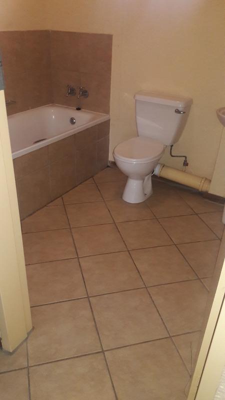 2 Bedroom Property for Sale in Olievenhoutbosch Gauteng