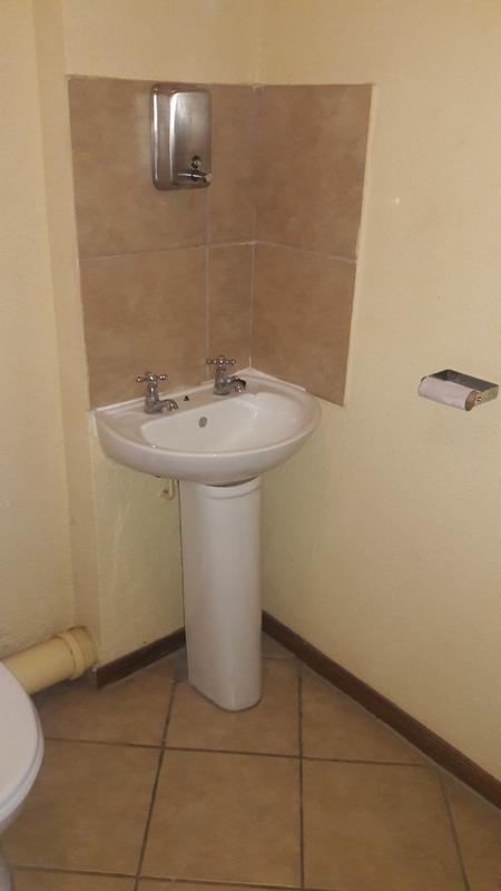 2 Bedroom Property for Sale in Olievenhoutbosch Gauteng