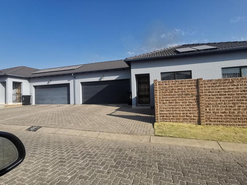3 Bedroom Property for Sale in Parkrand Gauteng