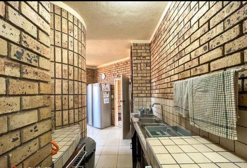 4 Bedroom Property for Sale in Sunward Park Gauteng