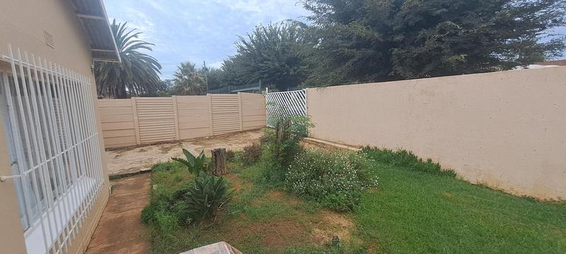 3 Bedroom Property for Sale in Wentworth Park Gauteng