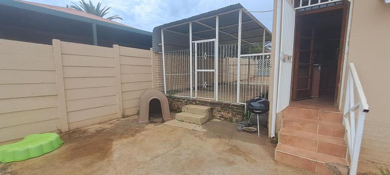 3 Bedroom Property for Sale in Wentworth Park Gauteng