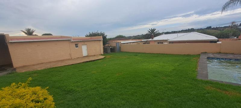 3 Bedroom Property for Sale in Wentworth Park Gauteng