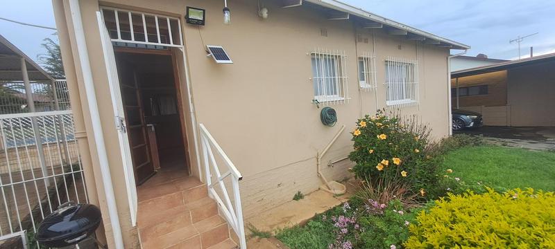 3 Bedroom Property for Sale in Wentworth Park Gauteng