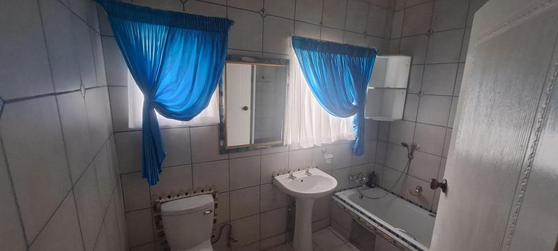 3 Bedroom Property for Sale in Wentworth Park Gauteng