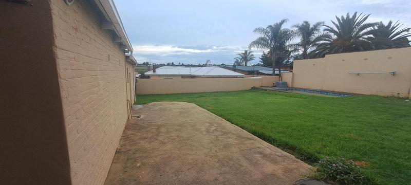 3 Bedroom Property for Sale in Wentworth Park Gauteng