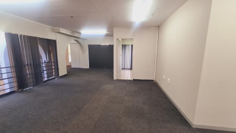 To Let commercial Property for Rent in Murrayfield Gauteng