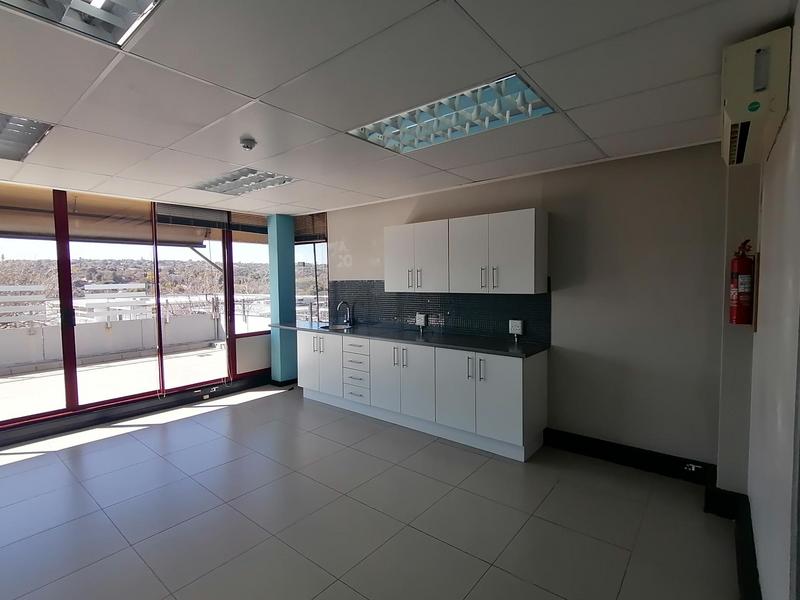 To Let commercial Property for Rent in Cresta Gauteng