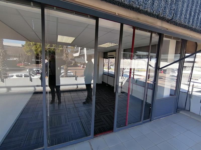 To Let commercial Property for Rent in Cresta Gauteng