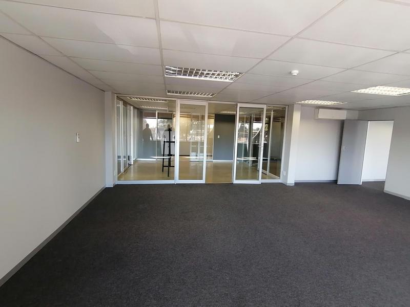 To Let commercial Property for Rent in Cresta Gauteng