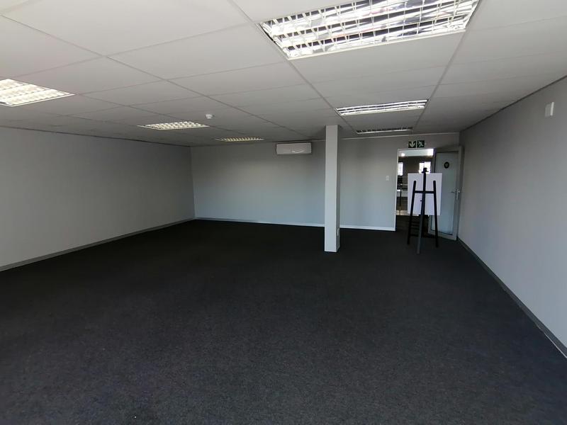 To Let commercial Property for Rent in Cresta Gauteng