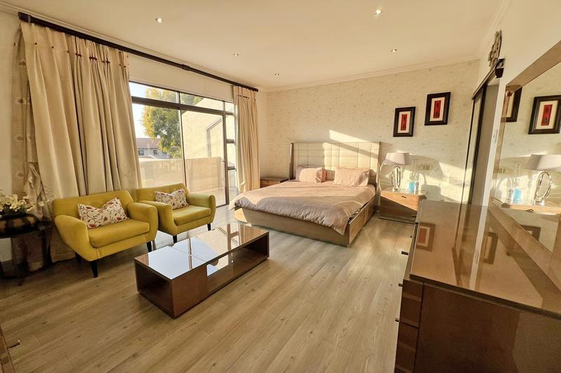 5 Bedroom Property for Sale in Sandown Gauteng