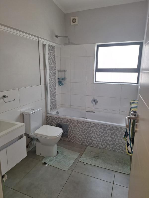 2 Bedroom Property for Sale in Glen Marais Gauteng