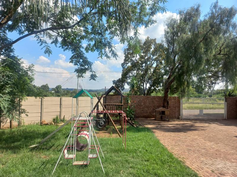 4 Bedroom Property for Sale in Erasmia Gauteng