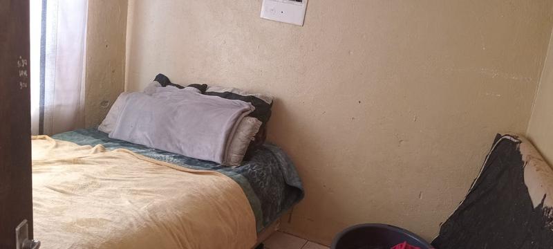 2 Bedroom Property for Sale in Tembisa Gauteng