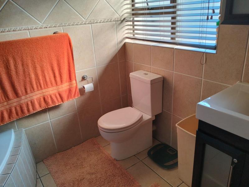 4 Bedroom Property for Sale in Vanderbijlpark SE 8 Gauteng