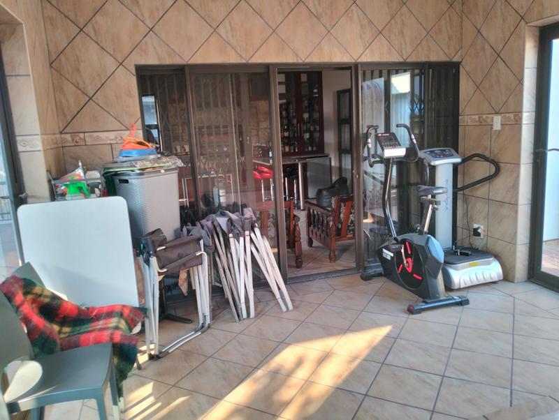 4 Bedroom Property for Sale in Vanderbijlpark SE 8 Gauteng