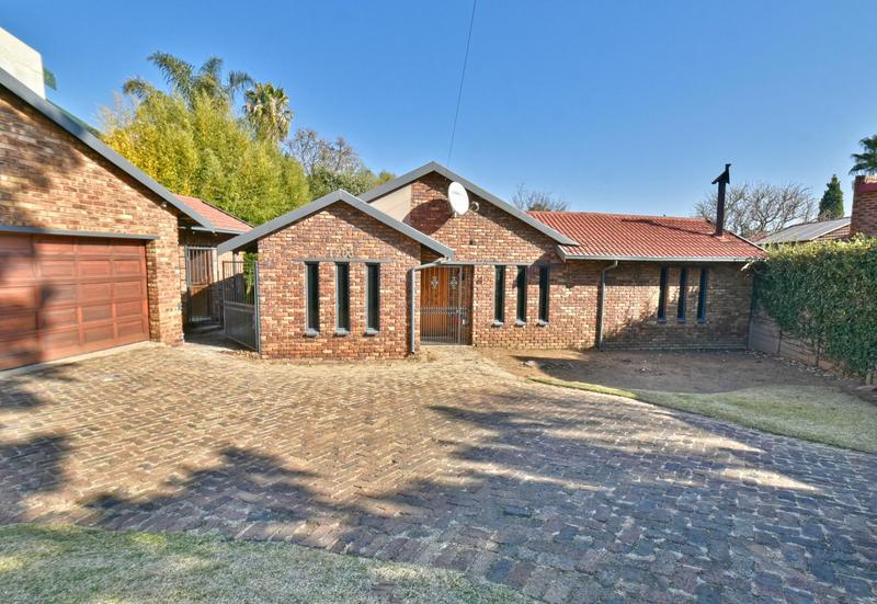 3 Bedroom Property for Sale in Radiokop Gauteng