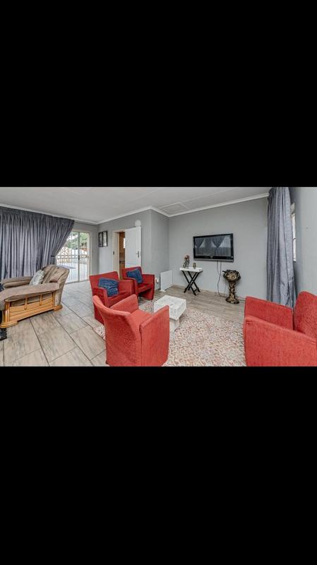 4 Bedroom Property for Sale in Roodepoort Gauteng