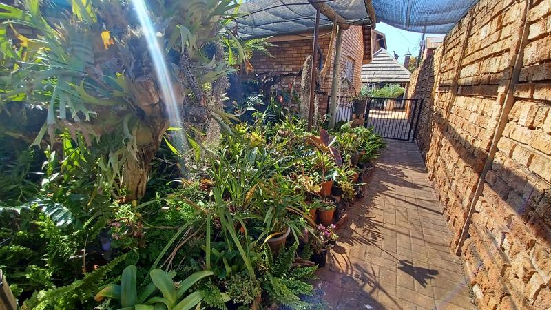 3 Bedroom Property for Sale in Theresa Park Gauteng