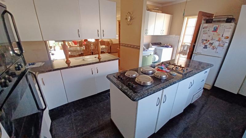 3 Bedroom Property for Sale in Theresa Park Gauteng