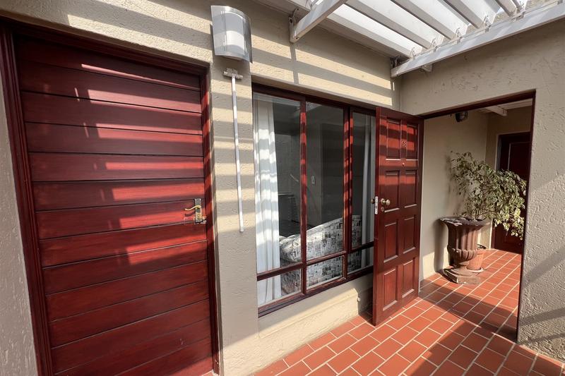 1 Bedroom Property for Sale in Morningside Gauteng