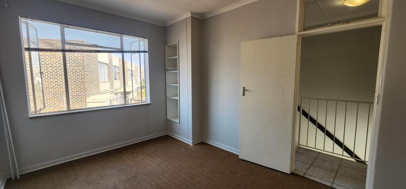 2 Bedroom Property for Sale in Dayanglen Gauteng