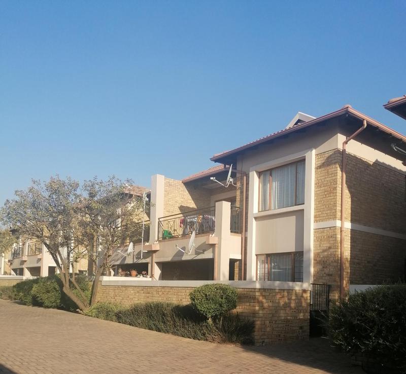 2 Bedroom Property for Sale in Sonneveld Gauteng