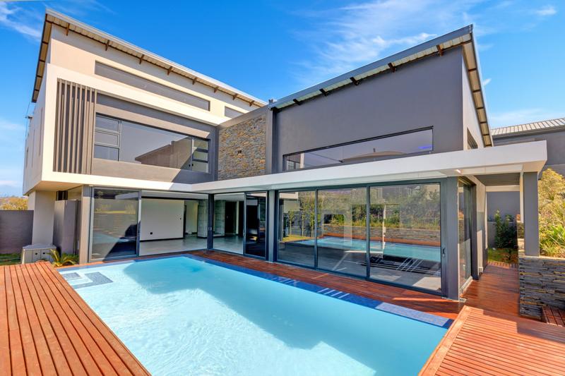 5 Bedroom Property for Sale in Waterfall Country Estate Gauteng