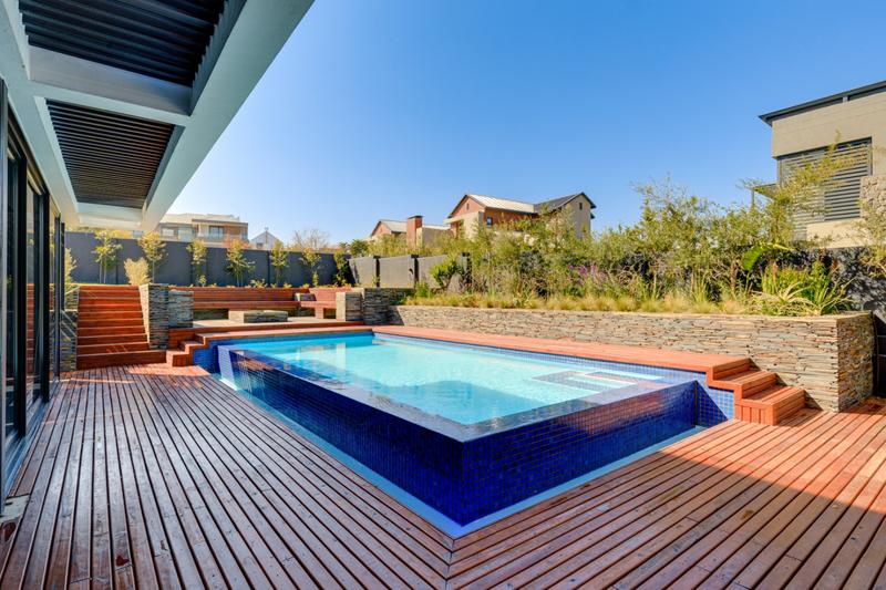 5 Bedroom Property for Sale in Waterfall Country Estate Gauteng