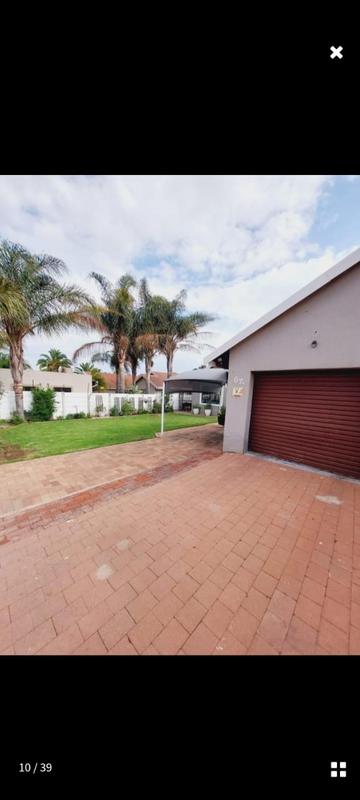 3 Bedroom Property for Sale in Van Riebeeck Park Gauteng