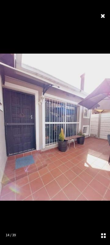 3 Bedroom Property for Sale in Van Riebeeck Park Gauteng