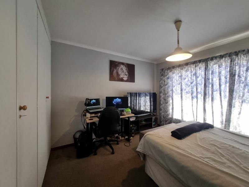 2 Bedroom Property for Sale in Willow Park Manor Gauteng