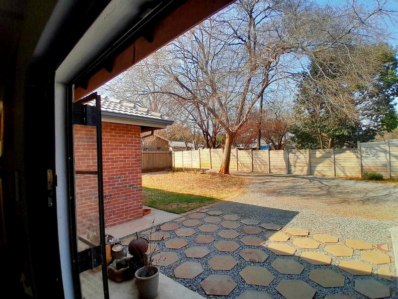 3 Bedroom Property for Sale in Clubview Gauteng