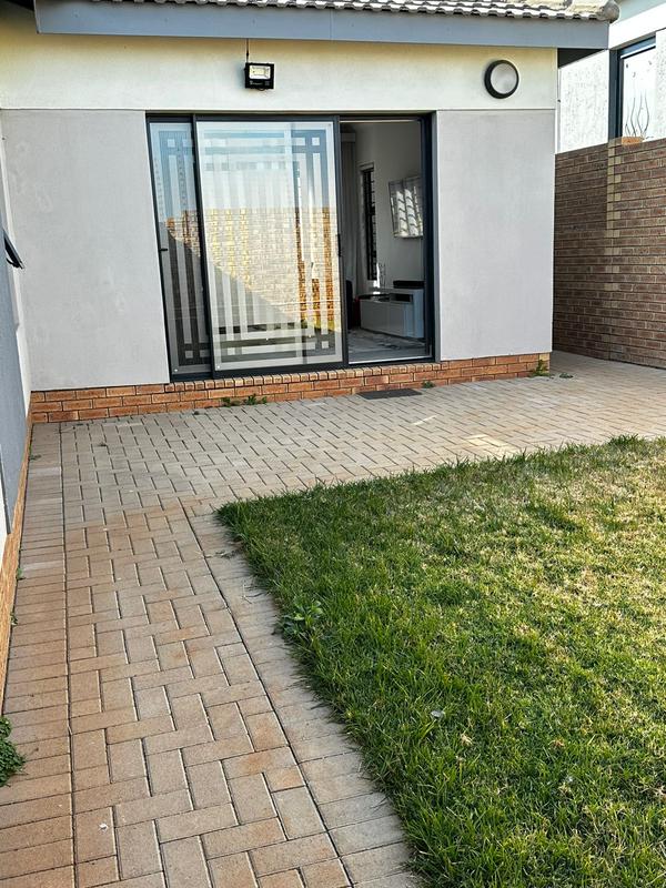 3 Bedroom Property for Sale in Thatchfield Gauteng