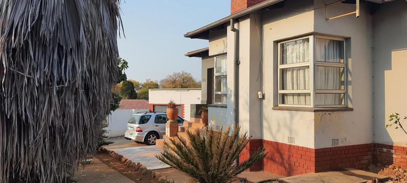 5 Bedroom Property for Sale in Proclamation Hill Gauteng