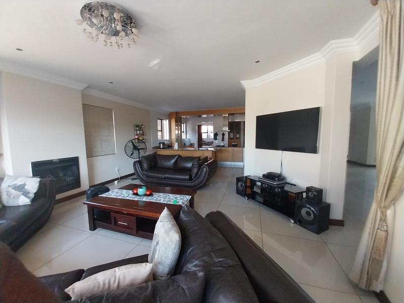 5 Bedroom Property for Sale in Montana Gauteng