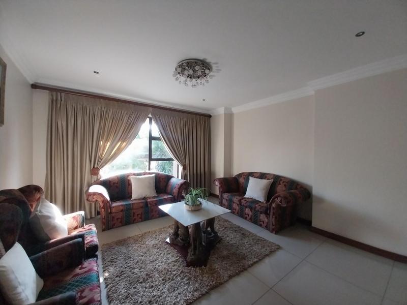 5 Bedroom Property for Sale in Montana Gauteng